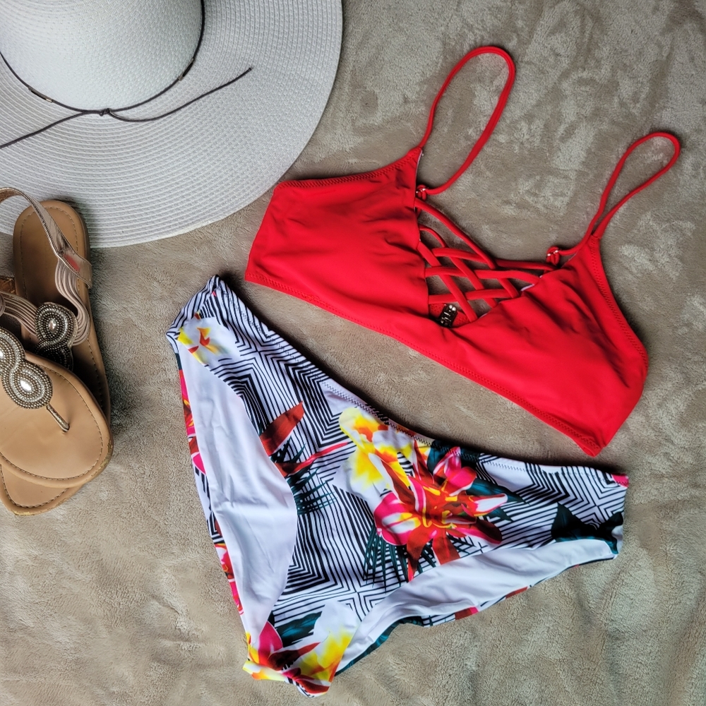 NWT Cupshe Two-Piece Bikini Swimsuit